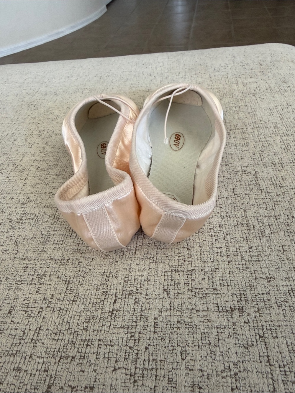 NEW R-Class Adaptive Collection A69 Pointe Shoes - Picture 8 of 9